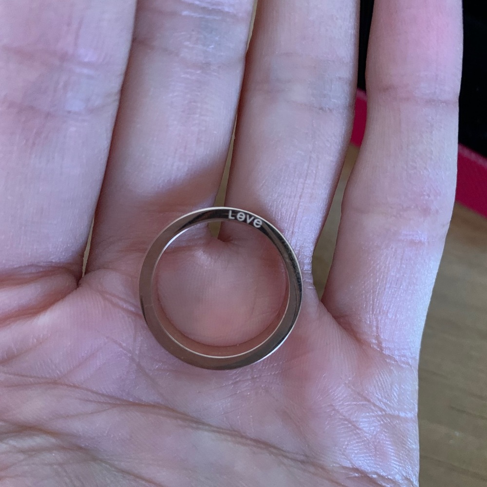 Rose Gold Ring - Picture 5 of 5